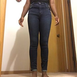 Abercrombie & Fitch High Rise Jeans
